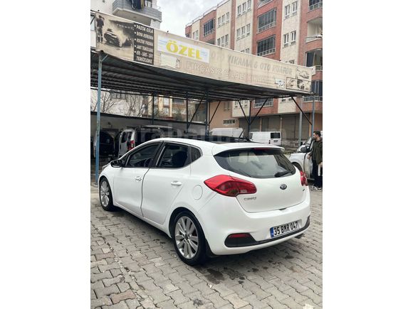 Sahibinden Kia Ceed 1.6 CRDi Concept Plus 2015 Model 