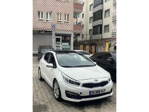 Sahibinden Kia Ceed 1.6 CRDi Concept Plus 2015 Model 