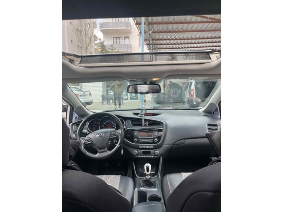 Sahibinden Kia Ceed 1.6 CRDi Concept Plus 2015 Model 