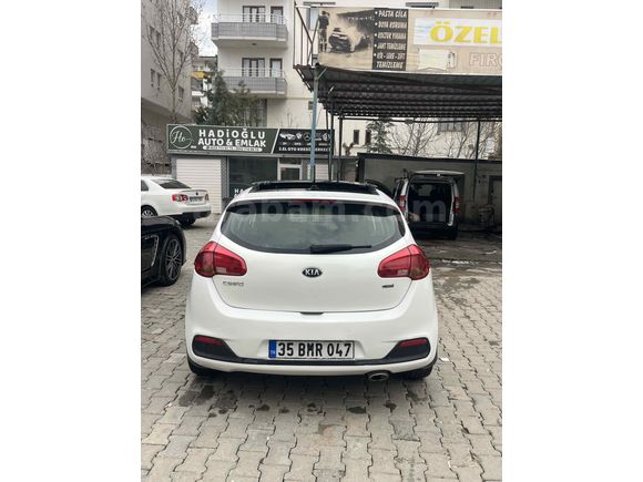 Sahibinden Kia Ceed 1.6 CRDi Concept Plus 2015 Model 
