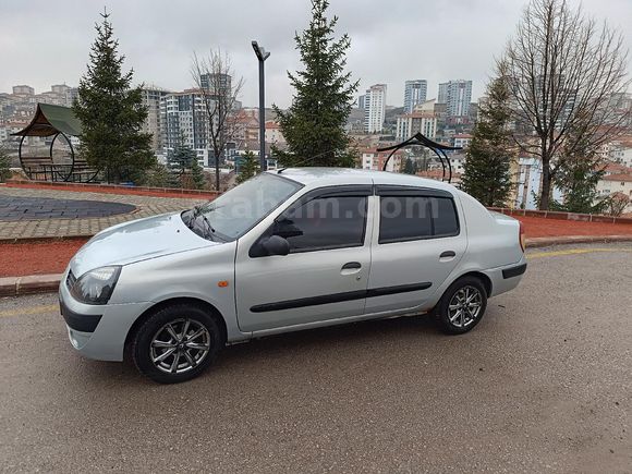 Sahibinden Renault Clio 1.4 Authentique 2004 Model