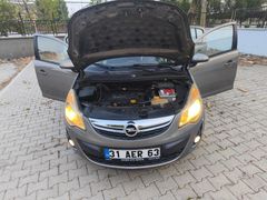 Sahibinden Opel Corsa 1.4 Twinport Enjoy 111 2011 Model  130.000 km Kahverengi