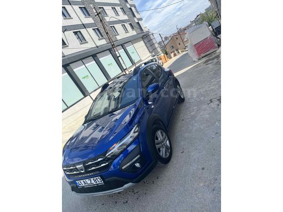 ACİL Sahibinden Dacia Sandero 1.0 T Prestige 2021 Model olup tarifge çıkış tarihi 2022 dir