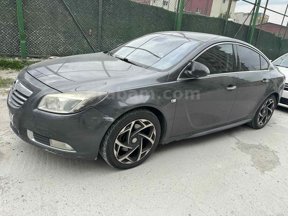 Sahibinden Opel Insignia 2.0 CDTI Cosmo 2009 Model  275.000 km Siyah