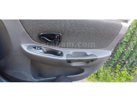 Sahibinden LPG li Hyundai Accent 1.3 LX 2000 Model