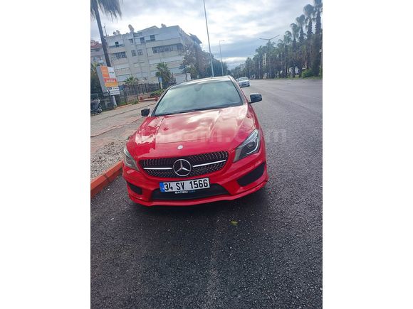 Sahibinden kaçmaz bu temizlikte bu fiyata Mercedes - Benz CLA 180 CDI AMG 2015 Model