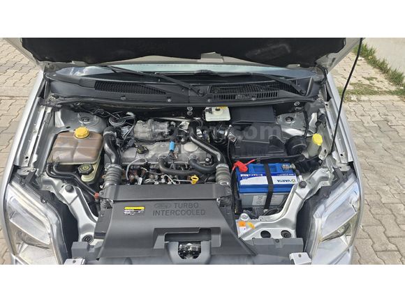 Sahibinden Ford Tourneo Connect 1.8 TDCI Blackline 2012 Model