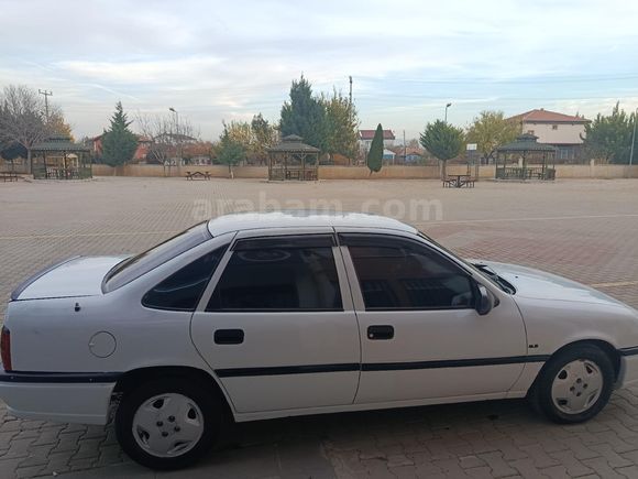 Sahibinden Opel Vectra 2.0 GLS 1993 Model