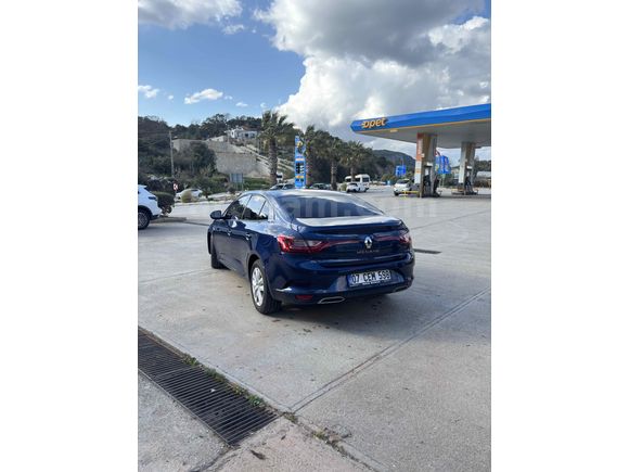 Sahibinden Renault Megane 1.3 TCe Touch 2025 Model 