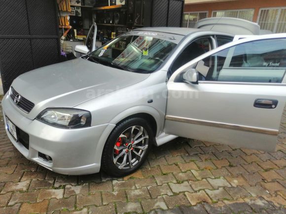 Opel Astra  2003 Model
