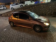 Sahibinden Peugeot 206 1.6 XSi 2000 Model  300.000 km Turuncu
