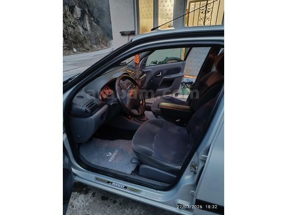 Sahibinden Renault Clio 1.4 RTA 2001 Model