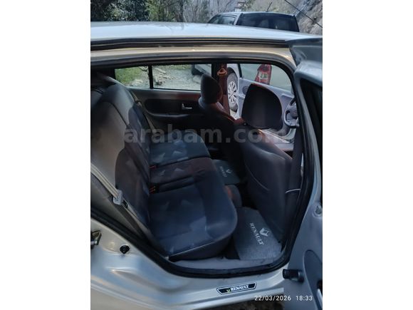 Sahibinden Renault Clio 1.4 RTA 2001 Model