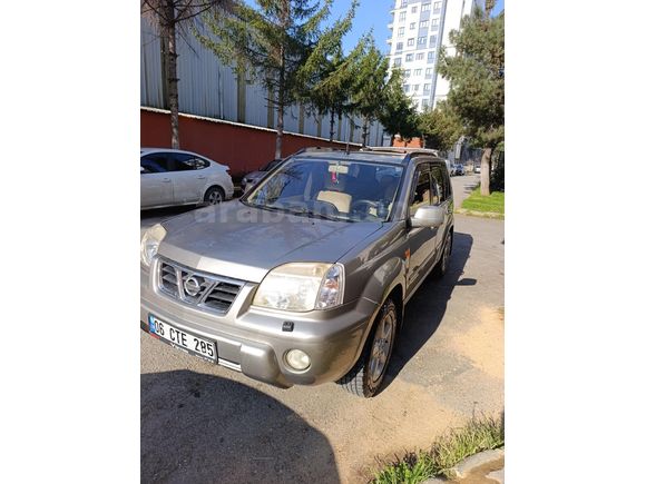 On Numara Beş Yıldız Aile aracı 4x4 temiz