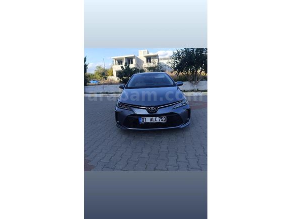 Sahibinden Toyota Corolla 1.5 Dream 2022 Model  50.000 km Gri