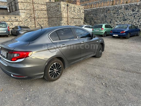 Sahibinden Fiat Egea 1.4 Fire Easy  pulas 2023 model pazarlik payida var