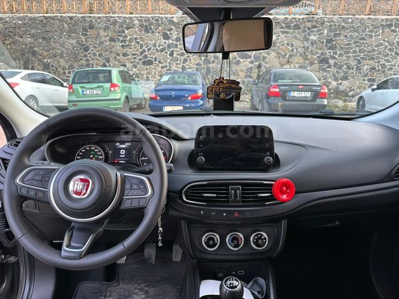 Sahibinden Fiat Egea 1.4 Fire Easy  pulas 2023 model pazarlik payida var