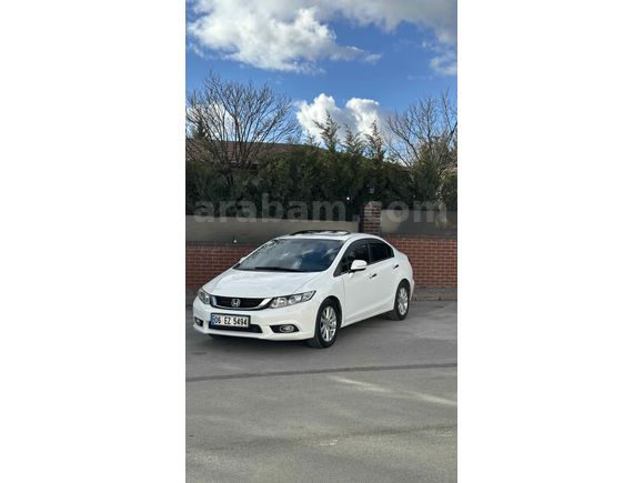 Temiz aile aracı  Honda Civic 1.6i VTEC ECO Elegance 2013 Model 