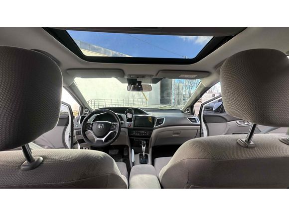 Temiz aile aracı  Honda Civic 1.6i VTEC ECO Elegance 2013 Model 