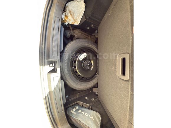 Sahibinden Renault Austral 1.2 E-tech Techno Esprit Alpine 2024 Model  35.000 km Beyaz