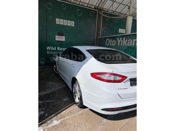 Sahibinden Ford Mondeo 1.5 Titanium 2016 Model  205.000 km Beyaz