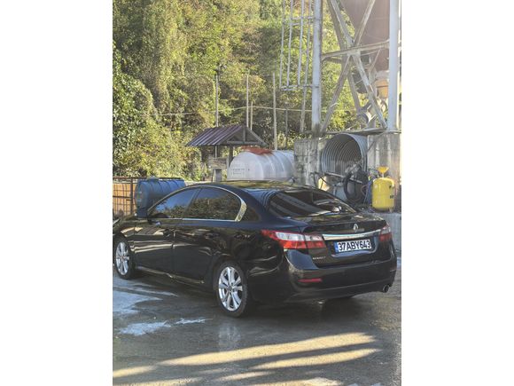 Sahibinden Renault Latitude 1.5 dCi Privilege 2011 Model