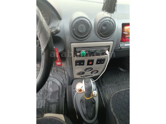 Sahibinden Dacia Logan 1.5 dCi MCV Laureate 2009 Model  405.000 km Gri