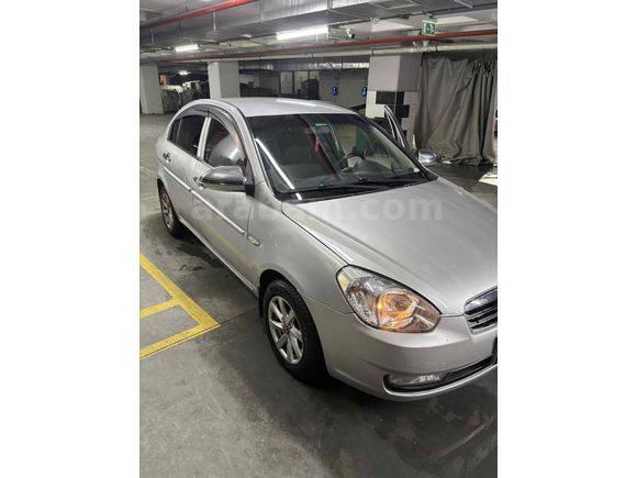 Sahibinden Hyundai Accent Era 1.5 CRDi-VGT Team 2010 Model  220.800 km Gri