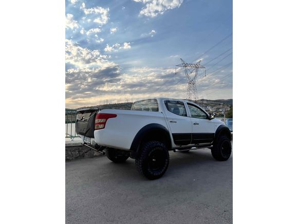 Sahibinden Mitsubishi L 200 4x4 Storm 2016 Model 