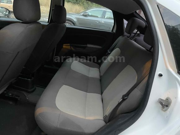 Sahibinden Fiat Linea 1.3 Multijet Active Plus 2012 Model  271.000 km Beyaz
