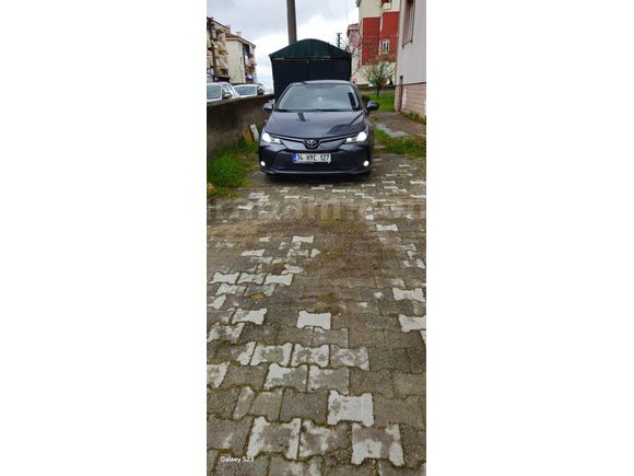 Sahibinden Toyota Corolla 1.5 Vision  2023 Model Kocaeli  km Füme