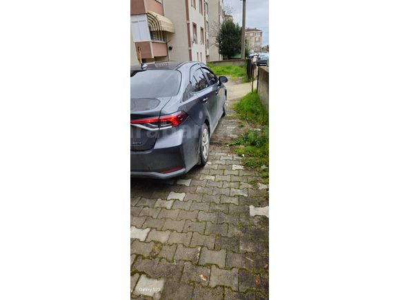 Sahibinden Toyota Corolla 1.5 Vision  2023 Model Kocaeli  km Füme