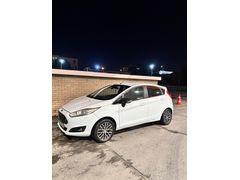 Sahibinden Ford Fiesta 1.5 TDCi Titanium 2014 Model  282.000 km Beyaz