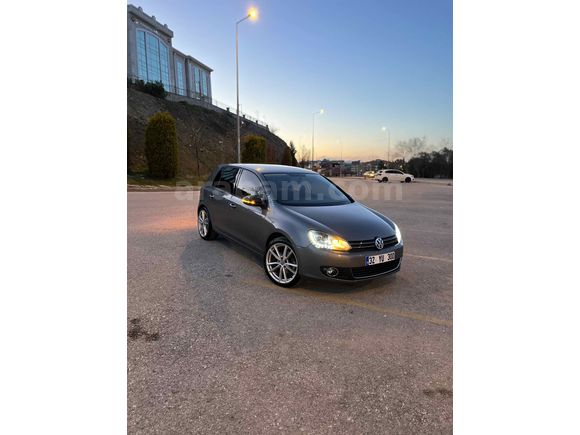 Sahibinden Volkswagen Golf 1.6 TDi Comfortline 2011 Model  207 bin km Gri (titanyum)