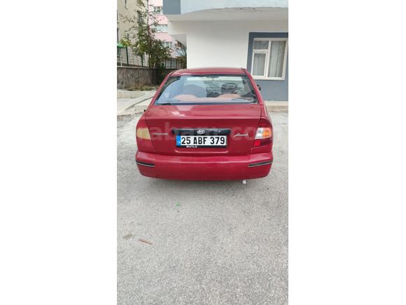 Sahibinden Hyundai Accent 1.3 LX 2003 Model