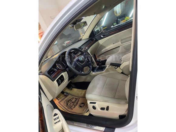 Sahibinden Skoda SuperB 1.6 TDI Elegance 2012 Model