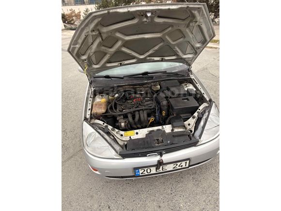 Sahibinden Ford Focus 1.6 Ambiente  otomatik aile aracı 