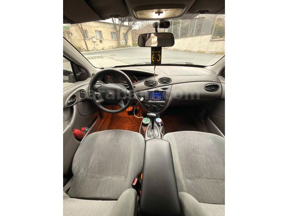 Sahibinden Ford Focus 1.6 Ambiente  otomatik aile aracı 