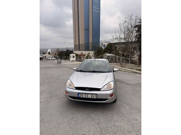 Sahibinden Ford Focus 1.6 Ambiente  otomatik aile aracı 