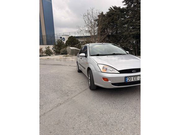 Sahibinden Ford Focus 1.6 Ambiente  otomatik aile aracı 