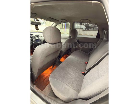 Sahibinden Ford Focus 1.6 Ambiente  otomatik aile aracı 