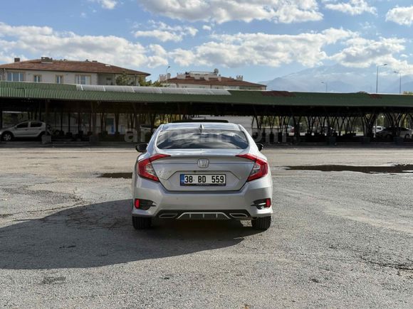 Sahibinden Honda Civic 1.6i VTEC Eco Executive 2018 Model 