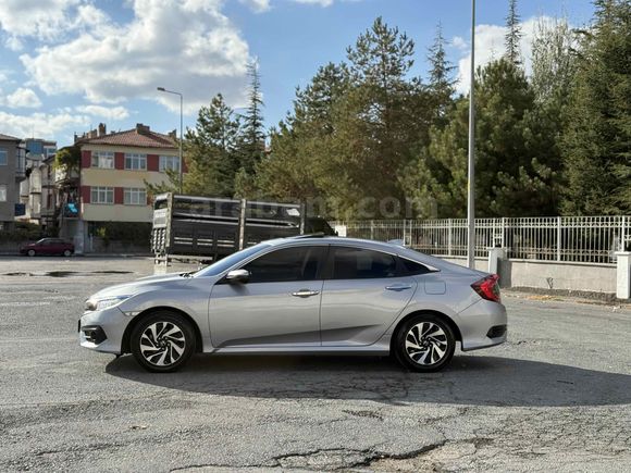 Sahibinden Honda Civic 1.6i VTEC Eco Executive 2018 Model 