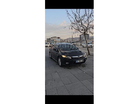 Sahibinden Honda Civic 1.6i VTEC ECO Elegance 2012 Model