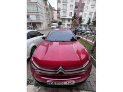 Sahibinden Citroen C4 X 1.2 PureTech Feel Bold 2023 Model Ankara 70.000 km Kırmızı