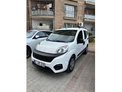 Sahibinden Fiat Fiorino Combi 1.3 Multijet 100. Yıl Özel Seri 2023 Model  88.000 km Beyaz
