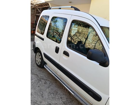 Sahibinden Renault Kangoo Multix 1.5 dCi Authentique 2008 Model  293.000 km Beyaz