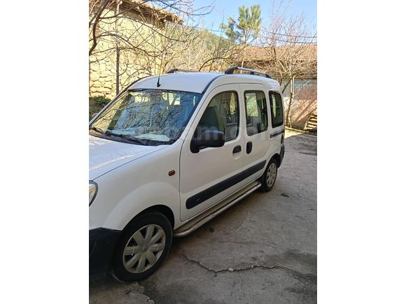 Sahibinden Renault Kangoo Multix 1.5 dCi Authentique 2008 Model  293.000 km Beyaz