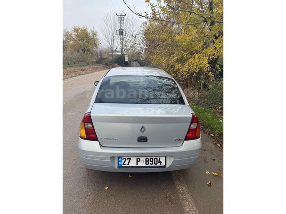 Sahibinden Renault Clio 1.4 RNA 2000 Model 