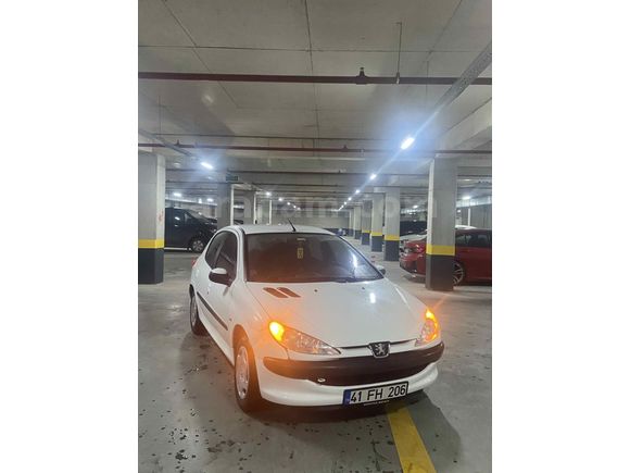 Sahibinden Peugeot 206 1.4 HDi Desire 2004 Model 